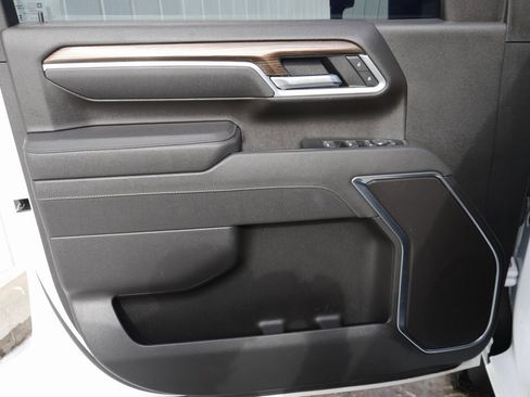 Used 2025 Chevrolet Silverado 2500 LT w/ Trail Boss Package image 28