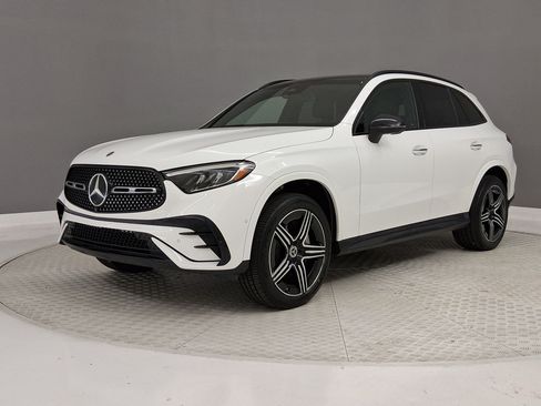 Used 2023 Mercedes-Benz GLC 300 4MATIC image 39