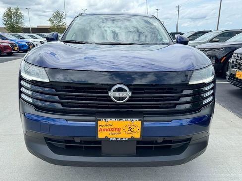 Used 2025 Nissan Kicks SV image 9