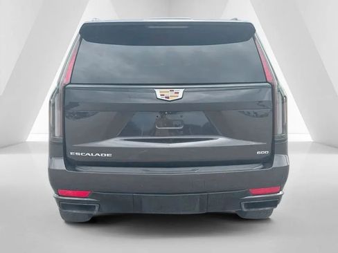 Used 2022 Cadillac Escalade Sport w/ LPO, Floor Liner Package AWD/4WD image 6