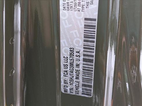 Used 2021 Jeep Gladiator Willys image 19