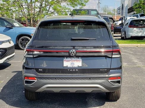 New 2026 Volkswagen Taos SE AWD/4WD image 5