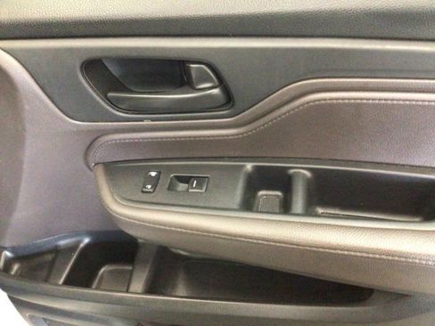 Used 2018 Honda Odyssey EX-L image 11