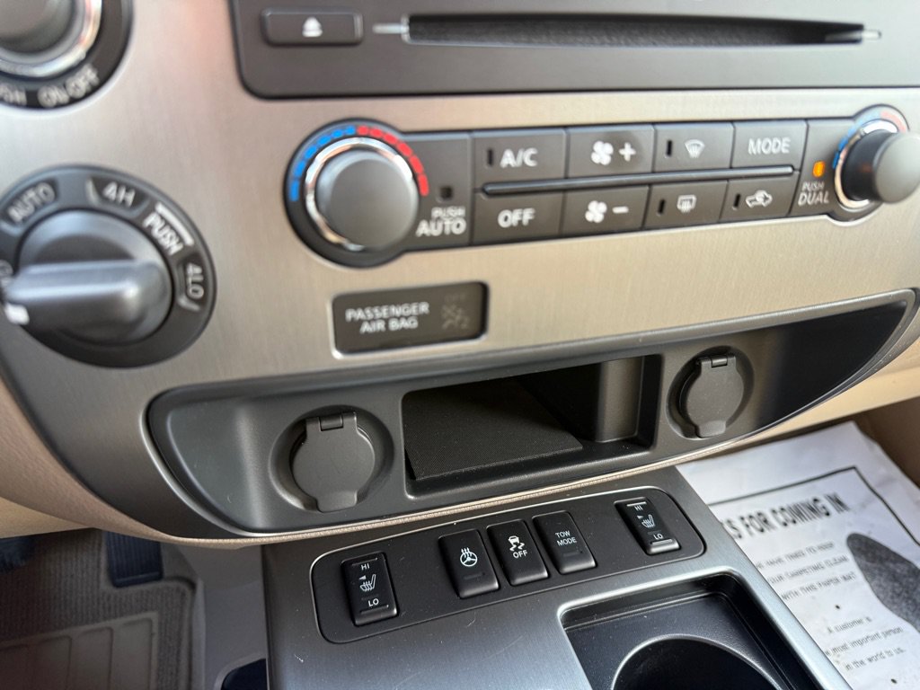 Used 2014 Nissan Armada Platinum AWD/4WD image 16