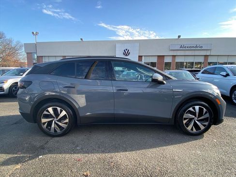 Certified 2023 Volkswagen ID.4 Pro image 2
