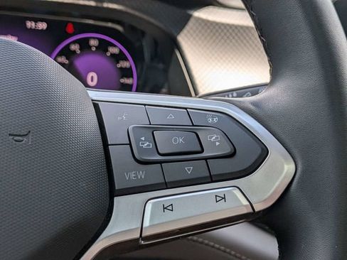 Certified 2025 Volkswagen Atlas Peak Edition SE AWD/4WD image 29