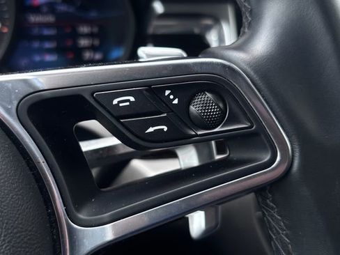 Certified 2020 Porsche Macan AWD/4WD image 17