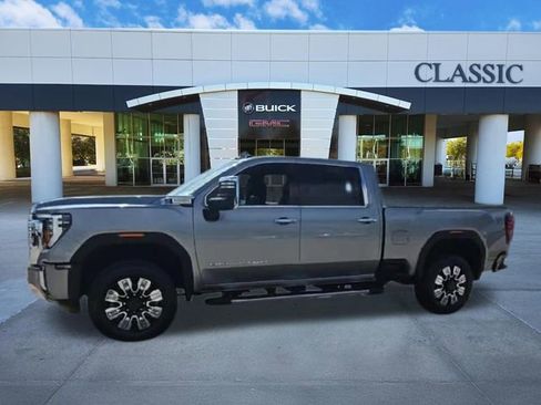 Used 2025 GMC Sierra 2500 Denali w/ Denali Reserve Package image 4