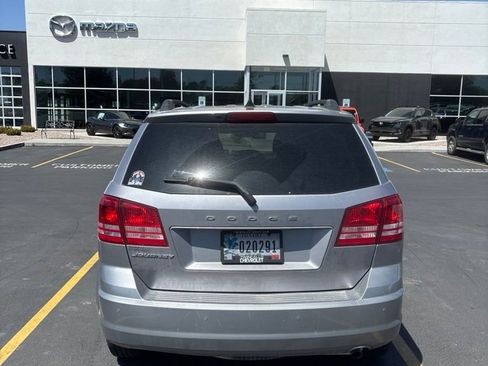 Used 2020 Dodge Journey SE w/ SE Popular Equipment Group FWD image 9