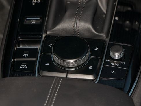 Used 2025 MAZDA CX-30 AWD 2.5 S w/ Preferred Package image 24