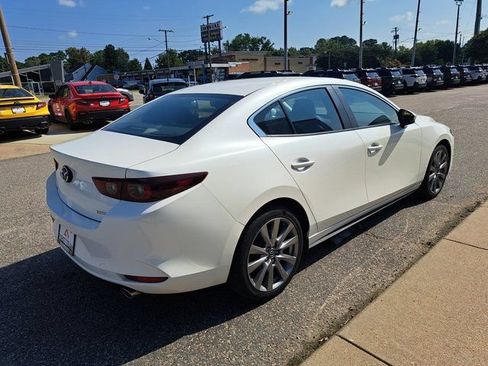 Used 2022 MAZDA MAZDA3 s FWD image 6
