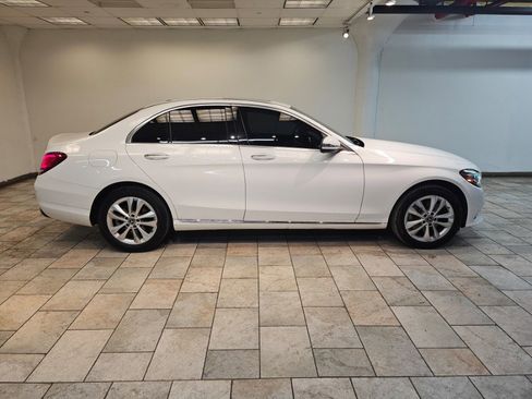 Used 2019 Mercedes-Benz C 300 4MATIC Sedan image 3