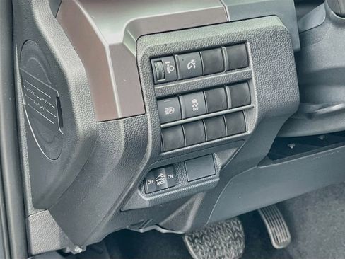 Used 2024 Toyota Tacoma SR5 AWD/4WD image 10
