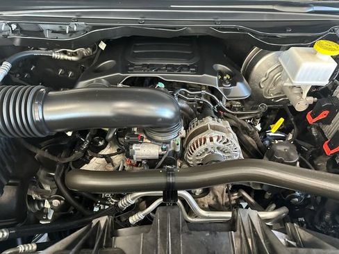 Used 2022 RAM 1500 Big Horn w/ Night Edition AWD/4WD image 31