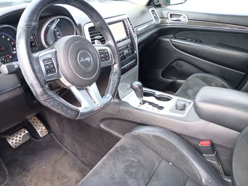 Used 2012 Jeep Grand Cherokee SRT8 w/ Luxury Group II AWD/4WD image 15