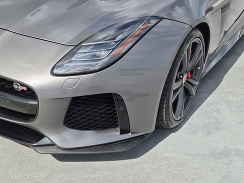 Used 2019 Jaguar F-TYPE SVR image 10