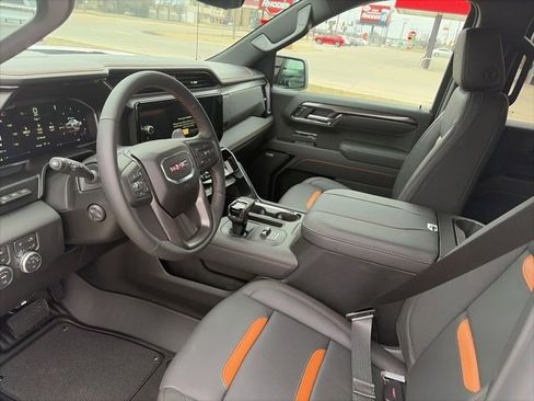 New 2026 GMC Sierra 1500 AT4 w/ AT4 Premium Package image 16