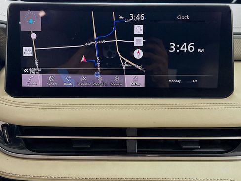 Used 2024 INFINITI QX60 Luxe image 11