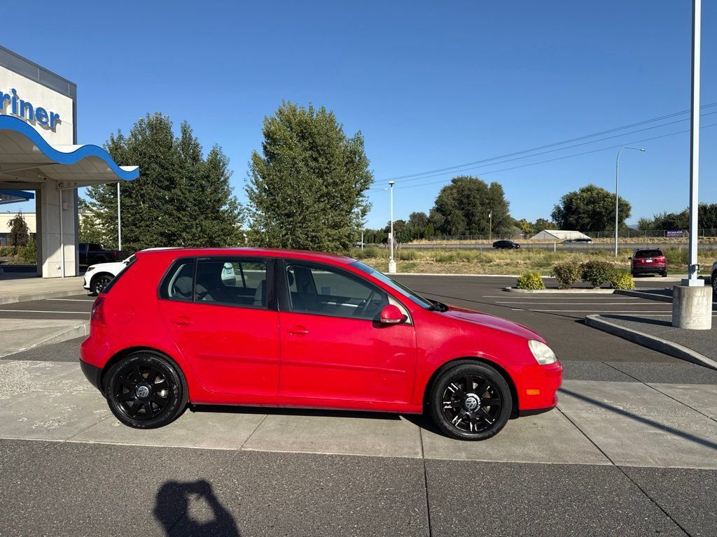 Used 2008 Volkswagen Rabbit S FWD image 2