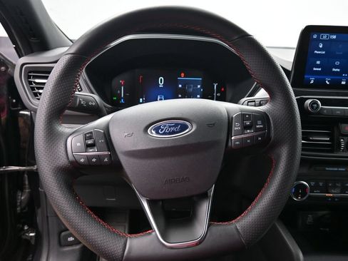 Used 2025 Ford Escape ST-Line AWD/4WD image 21