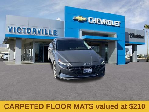Used 2023 Hyundai Elantra Limited FWD image 3
