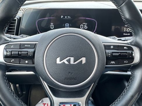 Used 2024 Kia Sportage EX image 20