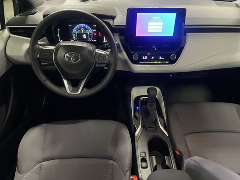 Certified 2026 Toyota Corolla SE FWD image 30