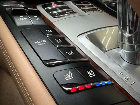 Used 2012 Porsche Panamera AWD/4WD image 70