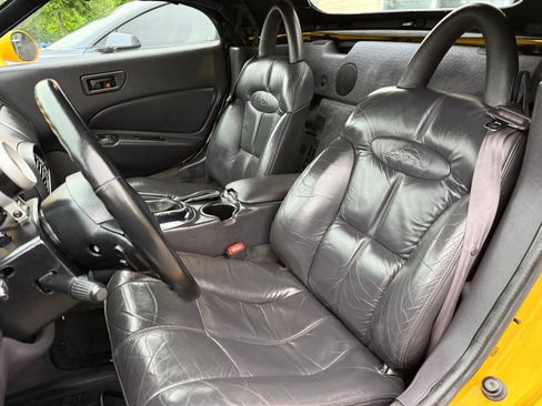 Used 2002 Chrysler Prowler RWD image 33