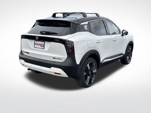 New 2026 Nissan Kicks SR w/ Illumination Package image 5