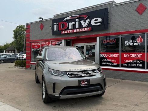 Used 2017 Land Rover Discovery HSE AWD/4WD image 1