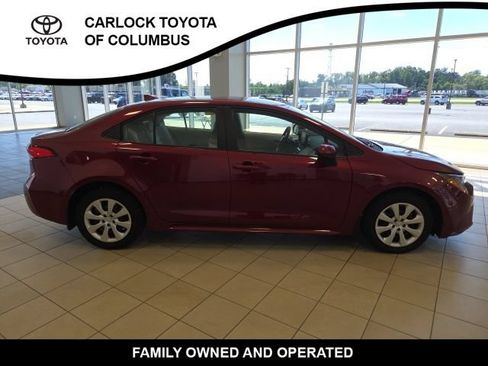 Used 2026 Toyota Corolla LE FWD image 6
