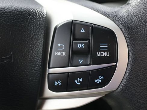 Used 2023 Ford Explorer XLT w/ Equipment Group 202A AWD/4WD image 12