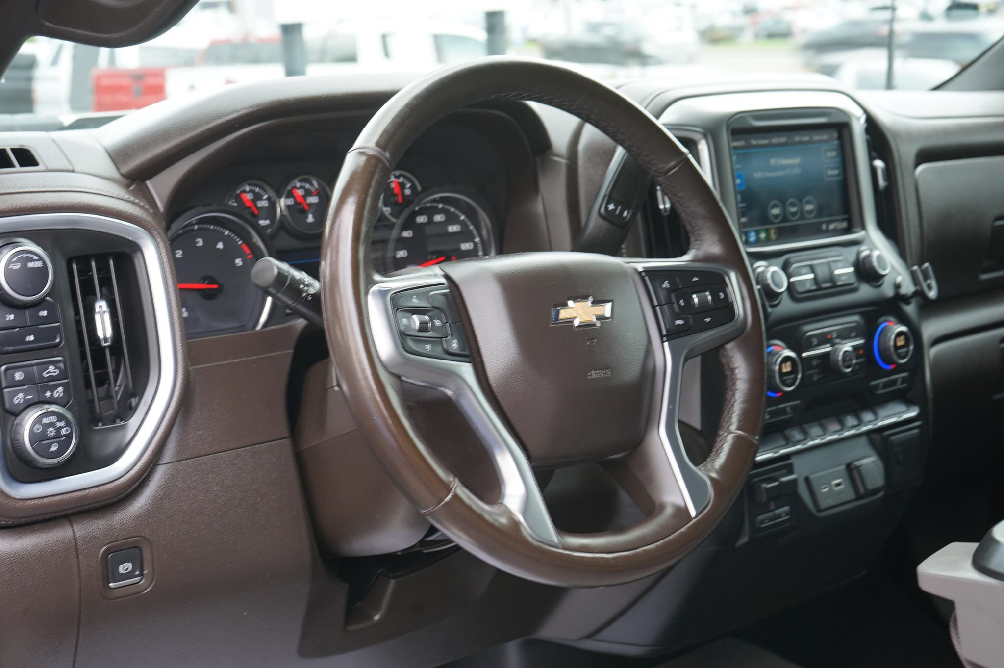 Used 2022 Chevrolet Silverado 2500 LT w/ Convenience Package AWD/4WD image 13