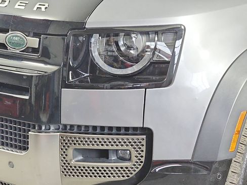 Used 2020 Land Rover Defender 110 X AWD/4WD image 27