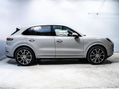 New 2026 Porsche Cayenne image 8