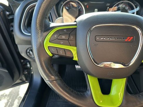 Used 2017 Dodge Challenger R/T Scat Pack image 5