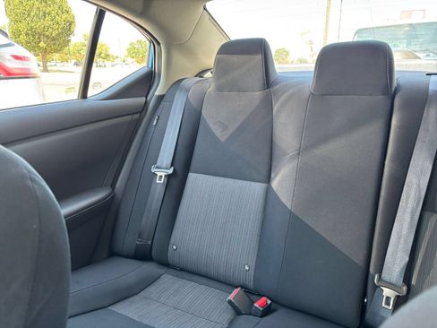 Used 2025 Nissan Sentra SV FWD image 32