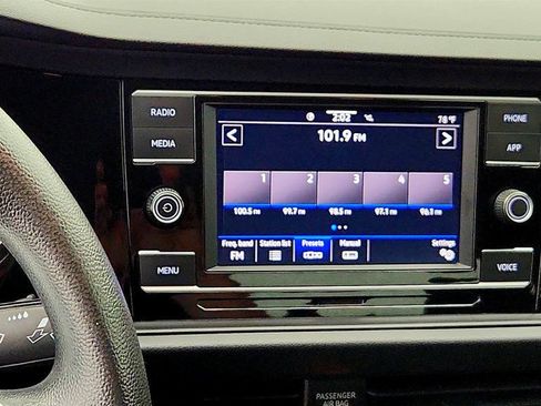Used 2021 Volkswagen Jetta SE FWD image 18