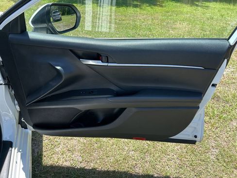 Used 2023 Toyota Camry SE image 35