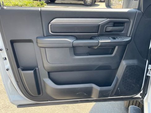 New 2026 RAM 5500 Tradesman w/ Chrome Appearance Group image 12