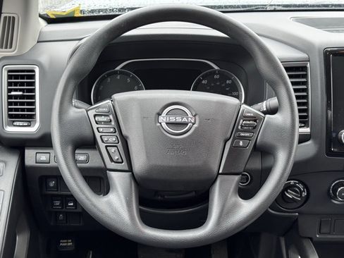 Used 2022 Nissan Frontier SV w/ Technology Package image 7