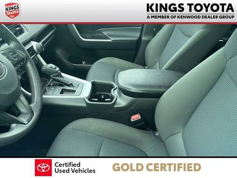 Used 2023 Toyota RAV4 LE FWD image 11