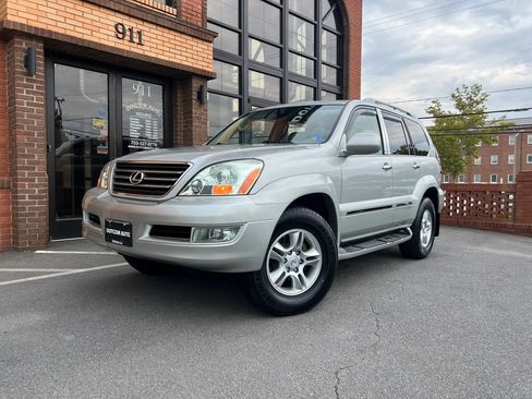 Used 2005 Lexus GX 470 AWD/4WD image 2