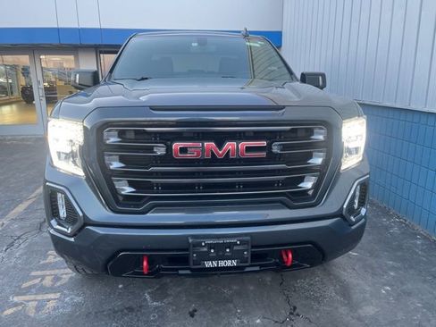 Used 2021 GMC Sierra 1500 AT4 image 2