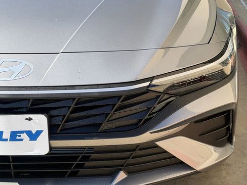 New 2026 Hyundai Elantra SE image 8