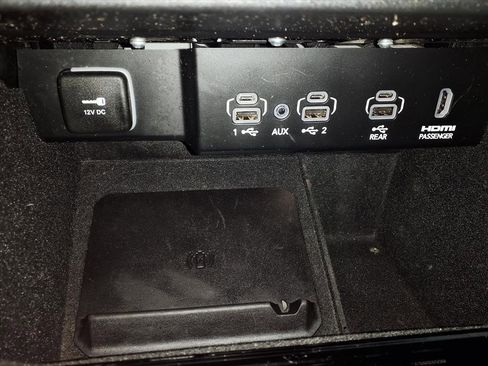 Used 2022 Jeep Wagoneer Series III w/ Premium Group I image 25