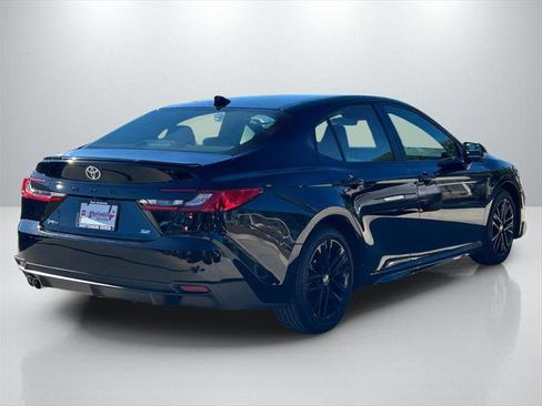 Certified 2025 Toyota Camry SE image 5