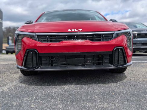 New 2026 Kia K4 GT-Line FWD image 2