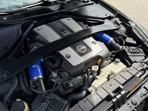 Used 2009 Nissan 370Z Coupe RWD image 8